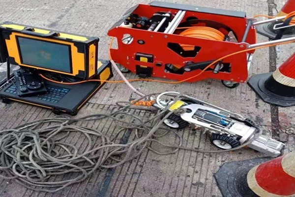 鲁甸CCTV管道检测机器人